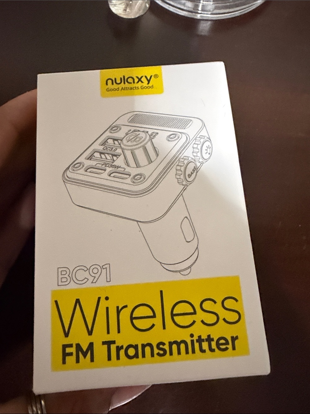 BC91 Wireless FM Transmitter - White